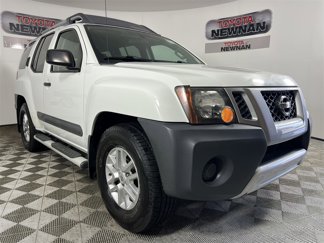 Used 2015 Nissan Xterra S image 1