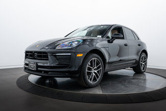 Used 2025 Porsche Macan image 1
