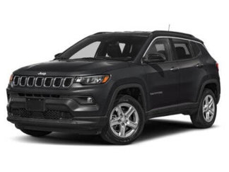 Used 2023 Jeep Compass Latitude image 1