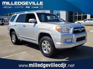 Used 2013 Toyota 4Runner SR5 image 1