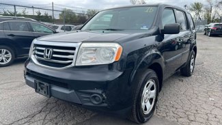 Used 2015 Honda Pilot LX image 1