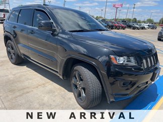 Used 2015 Jeep Grand Cherokee Altitude image 1