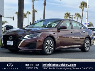Used 2023 Nissan Altima 2.5 SV image 1