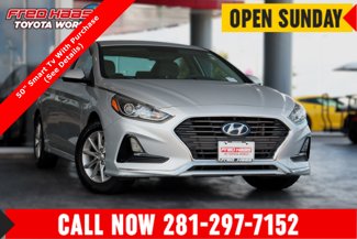 Used 2018 Hyundai Sonata SE image 1