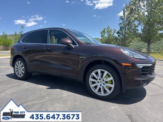 Used 2016 Porsche Cayenne S image 1