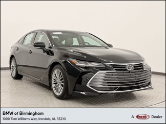 Used 2019 Toyota Avalon Limited image 1