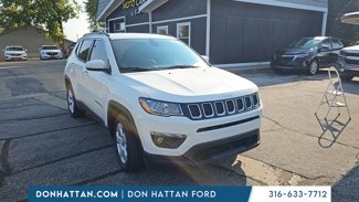 Used 2018 Jeep Compass Latitude image 1