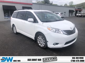 Used 2011 Toyota Sienna Limited image 1