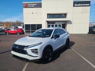 New 2024 Mitsubishi Eclipse Cross LE image 1