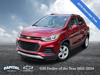 Used 2019 Chevrolet Trax LT w/ Sun & Sound Package image 1