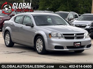 Used 2014 Dodge Avenger SE image 1