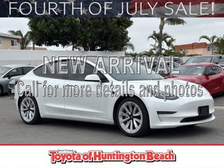 Used 2022 Tesla Model 3 Standard Range image 1