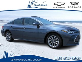 Used 2020 Toyota Avalon XLE image 1