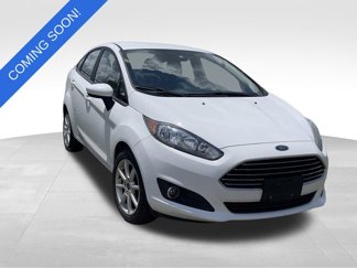 Used 2018 Ford Fiesta SE w/ Equipment Group 201A image 1