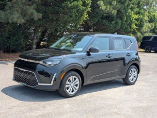 New 2025 Kia Soul LX image 1