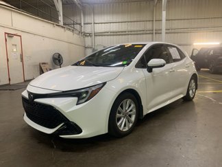 Used 2023 Toyota Corolla SE w/ SE Premium Package image 1