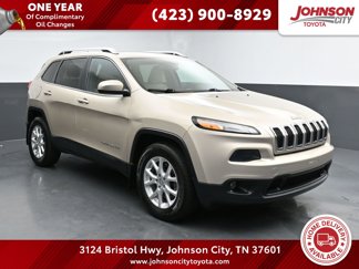 Used 2015 Jeep Cherokee Latitude w/ Cold Weather Group image 1