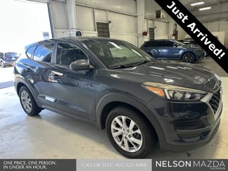 Used 2019 Hyundai Tucson SE image 1