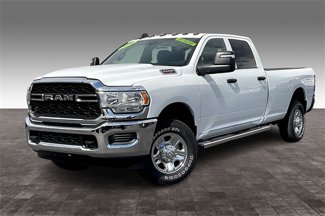 Used 2024 RAM 2500 Tradesman w/ Chrome Appearance Group image 1