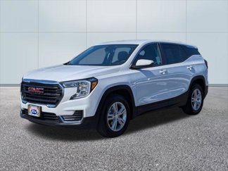 Used 2024 GMC Terrain SLE image 1