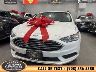 Used 2017 Ford Fusion SE w/ Fusion SE Technology Package image 1