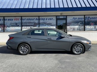 Certified 2024 Hyundai Elantra SEL image 1