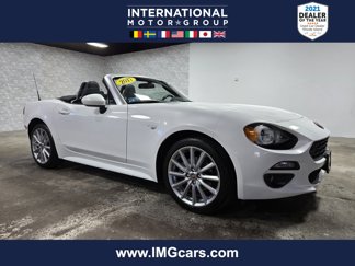 Used 2017 FIAT 124 Spider Lusso image 1
