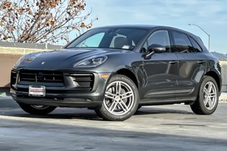 Certified 2024 Porsche Macan image 1