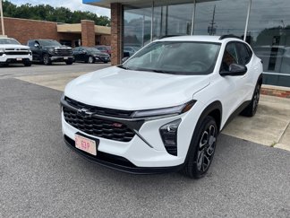 New 2025 Chevrolet Trax RS image 1