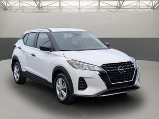 Used 2024 Nissan Kicks S image 1