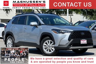 Certified 2023 Toyota Corolla Cross LE image 1