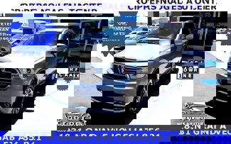 Used 2018 Dodge Durango SXT w/ Quick Order Package 2BB image 1