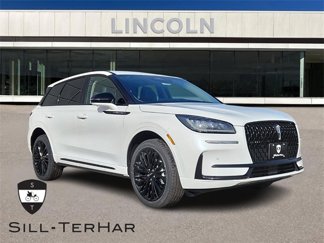 New 2025 Lincoln Corsair AWD w/ Equipment Group 101A image 1