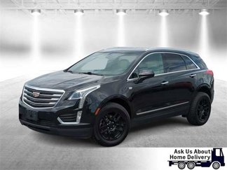 Used 2017 Cadillac XT5 FWD image 1