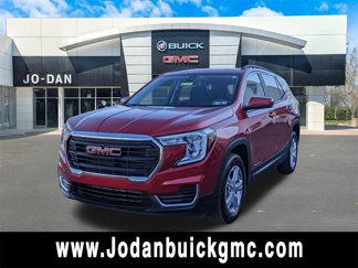 Certified 2022 GMC Terrain SLE w/ Driver Convenience Package image 1