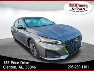 Used 2023 Nissan Altima 2.5 SV image 1