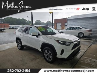 Used 2022 Toyota RAV4 XLE w/ Convenience Package image 1