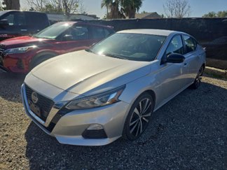 Used 2020 Nissan Altima 2.5 SR image 1