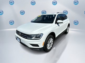 Used 2019 Volkswagen Tiguan SE w/ Panoramic Sunroof Package image 1