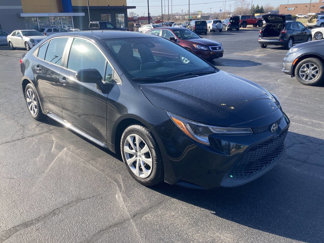 Used 2021 Toyota Corolla LE image 1