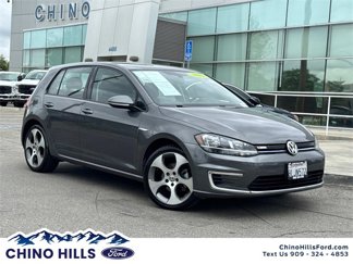 Used 2019 Volkswagen e-Golf SE w/ Driver Assistance Package image 1