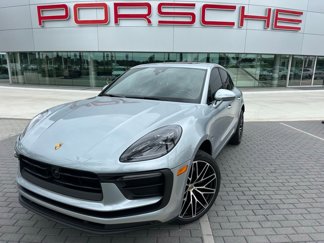 Used 2023 Porsche Macan image 1