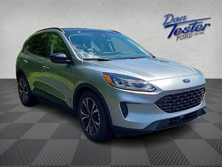 Used 2021 Ford Escape SE w/ SE Sport Appearance Package image 1