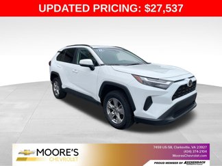Used 2023 Toyota RAV4 XLE image 1