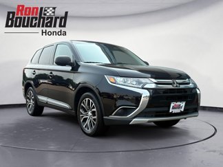 Used 2018 Mitsubishi Outlander ES image 1
