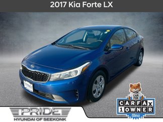 Used 2017 Kia Forte LX image 1