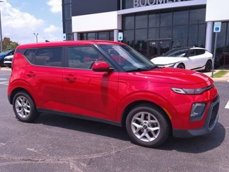 Used 2022 Kia Soul LX w/ Technology Package image 1