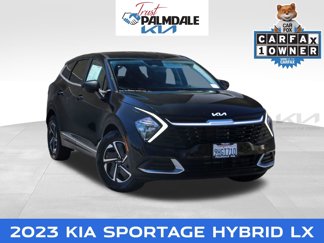 Used 2023 Kia Sportage LX image 1