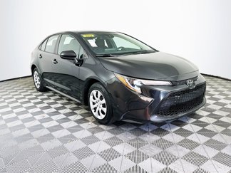Used 2022 Toyota Corolla LE image 1