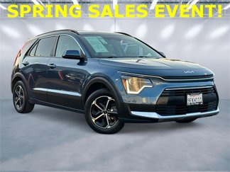 Used 2023 Kia Niro EX image 1